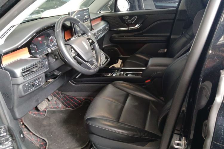 Used Lincoln Corsair 2020 2.0T Two-Wheel Drive Luxury Edition Left Front Seat