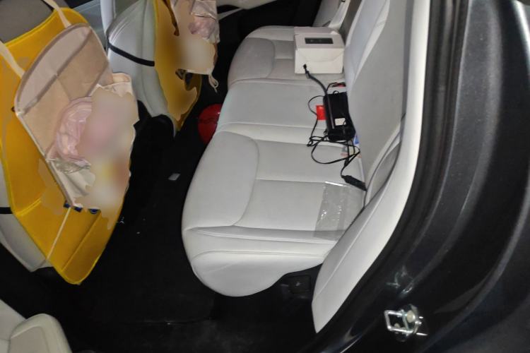 Used XPeng G6 2023 755 Ultra-Long Range Max Left Rear Seat