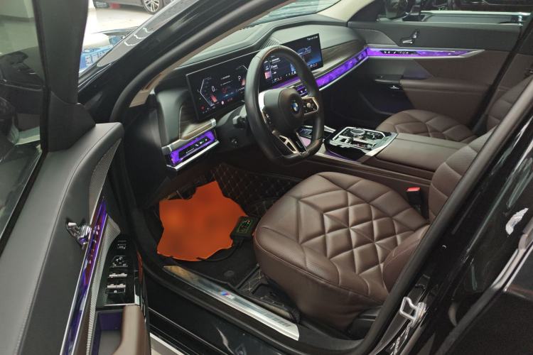 Used BMW 7 Series 2023 735Li M Sport Package