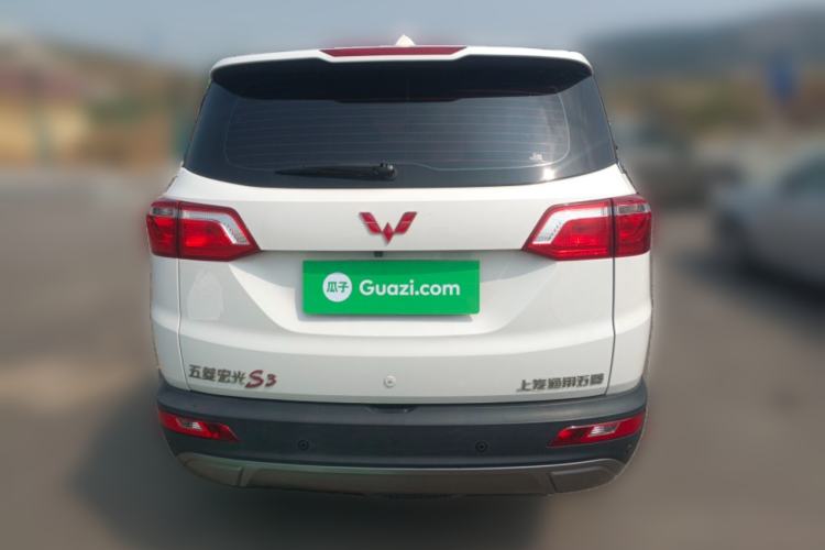 Used Wuling Hongguang S3 2018 1.5L Manual Luxury Model China V Standard
