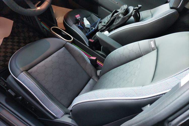 Used MINI Electric COOPER 2024 452km COOPER SE Artist
