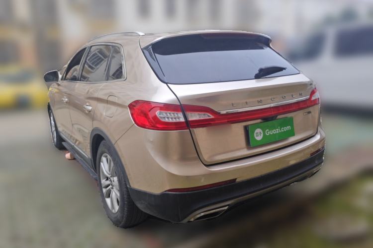 Used Lincoln MKX 2015 2.0T Two-Wheel Drive Deluxe Edition
