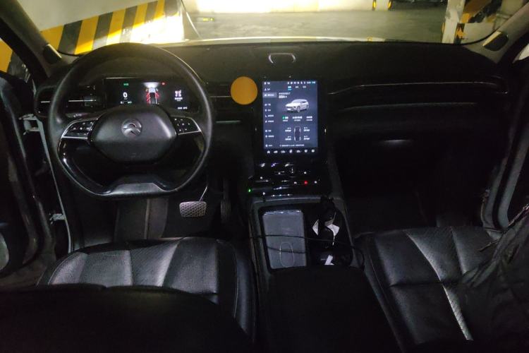 Used Nio ES8 2018 355 km Base Version 7-Seater Edition Center Console