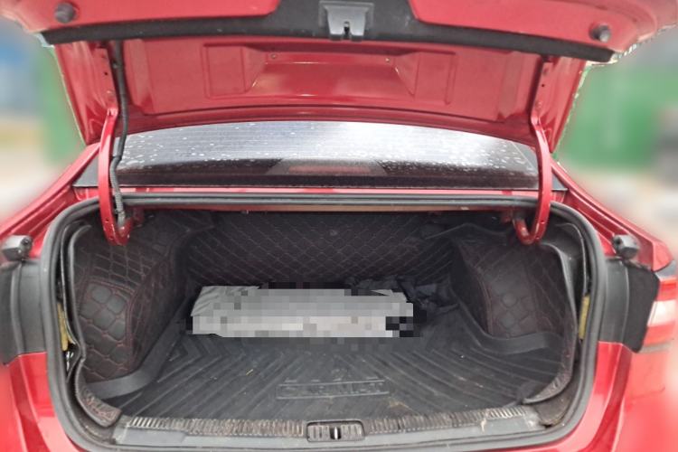 Used Roewe i5 2019 1.5L Manual 4G Connectable Langhao Edition