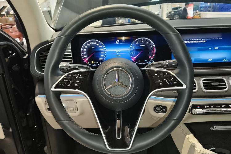 Used Mercedes-Benz GLE 2024 GLE 450 4MATIC Luxury Model
