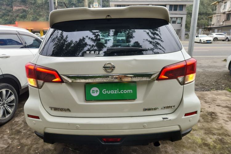 Used Nissan Terra 2018 2.5L Automatic 4x4 Flagship Edition Rear