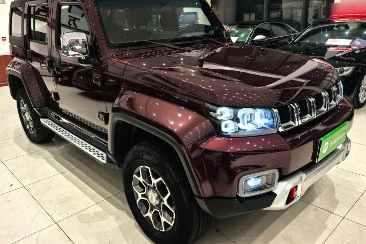 Used BAIC Off-Road BJ40 2018 PLUS 2.0T Manual Four-Wheel Drive Premium Edition China V