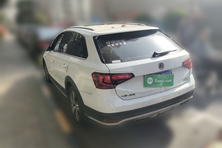 Used Volkswagen C-TREK 2018 230TSI DSG Luxury Version Rear Left 45 Deg