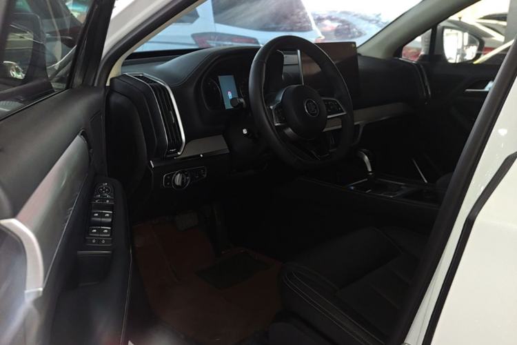 Used BYD Tang 2019 2.0T Automatic SmartConnect Prestige 7-Seater China VI Standard