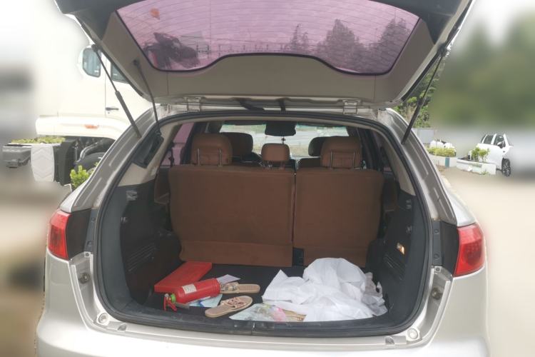 Used Luxgen Great 7 SUV 2011 2.2T Two-Wheel Drive Smart Version Trunk