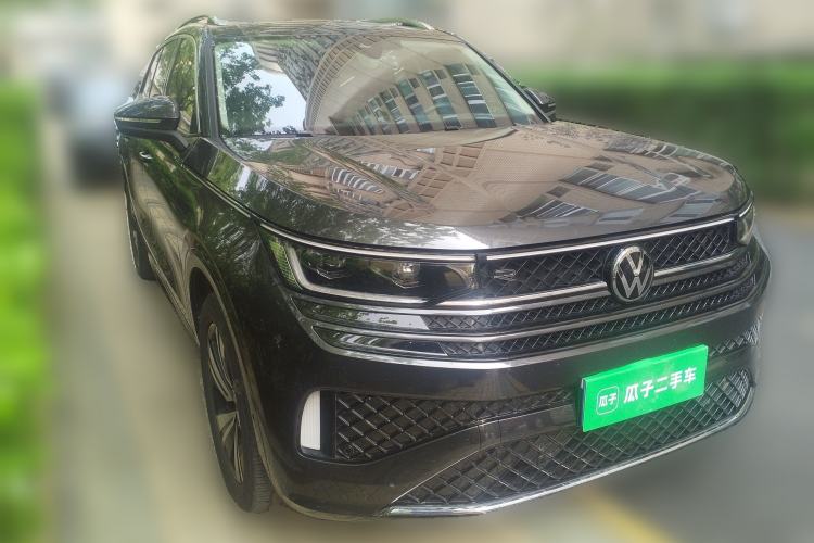 Used Volkswagen Tavendor 2023 380TSI Four-Wheel Drive R-Line Cruise Edition Front Right 45 Deg