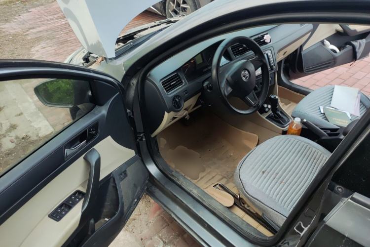 Used Skoda Rapid 2013 1.6L Automatic Smart Selection Model