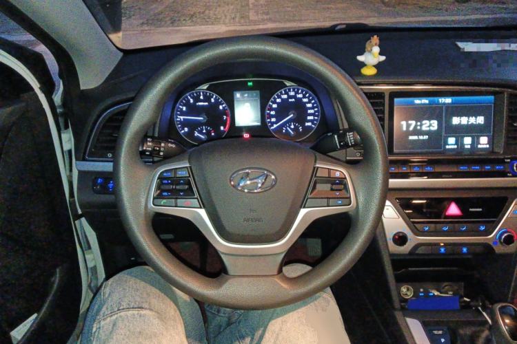 Used Hyundai Elantra (6th Generation / Lingdong) 2016 1.6L Automatic ZhiXuan – Elite Version Steering Wheel