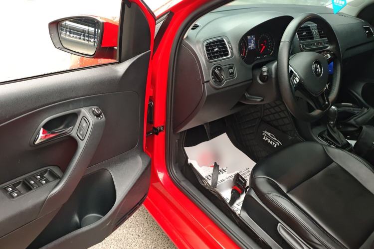 Used Volkswagen Polo 2018 1.5L Automatic Enjoyment Model
