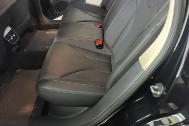 Used Hongqi E-QM5 2023 Revised Version Basic Travel Edition
