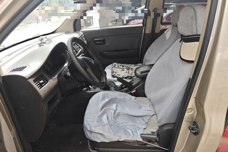 Used Wuling Rongguang V 2015 1.5L Standard Version Left Front Seat