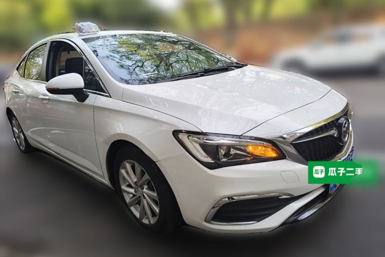 Used Buick Verano 2019 Sedan 15S Automatic Entry Model Front Right 45 Deg