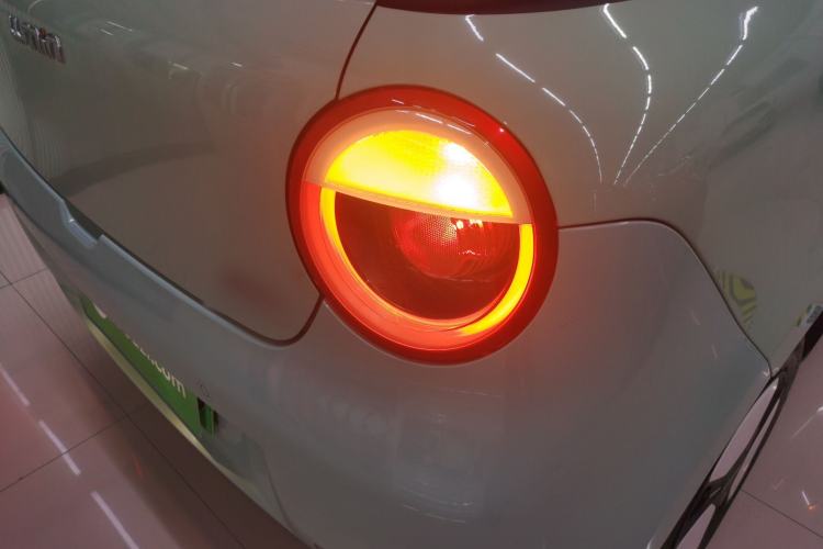 Used CHANGAN NEVO Lumin 2023 205km Xiangqin Version Right Rear Taillight