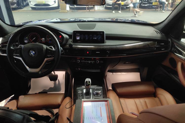 Used BMW X5 2017 xDrive35i Standard Model U.S. Specification
