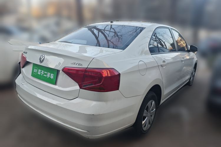 Used Volkswagen Jetta 2017 1.4L Manual Fashion Edition
