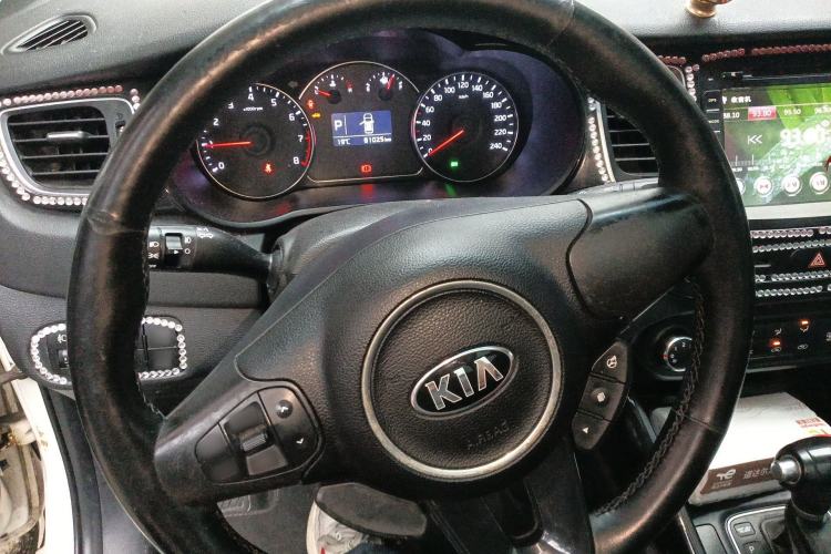 Used Kia Carens 2013 2.0L 7-Seater Automatic Comfort Edition China IV Standard