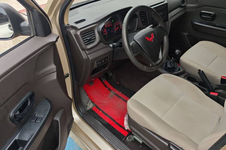 Used Wuling Hongguang V 2022 1.5L Jingqu Version Hydraulic Power Steering LAR
