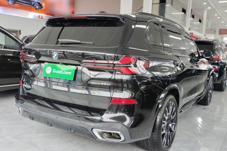 Used BMW X5 2023 xDrive 40Li M Sport Night Edition Package
