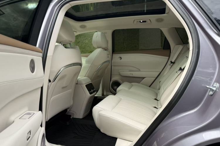 Used VOYAH FREE 2025 Model FREE+ Four-Wheel-Drive Qiankun Edition
