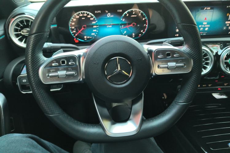 Used Mercedes-Benz A-Class 2022 Second Facelift A 200 L Sport Sedan Fashion Version