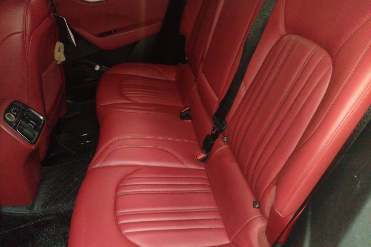 Used Maserati Levante 2016 3.0T Standard Edition Left Rear Seat