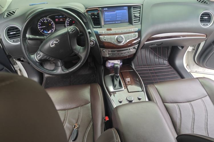 Used Infiniti QX60 2014 2.5 S/C Hybrid Two-Wheel Drive Excellence Edition Center Console