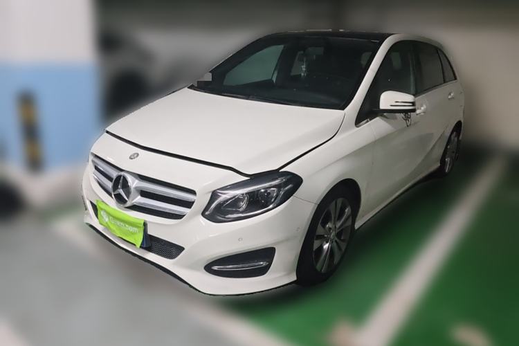 Used Mercedes-Benz B-Class 2015 B 200 Fashion Model