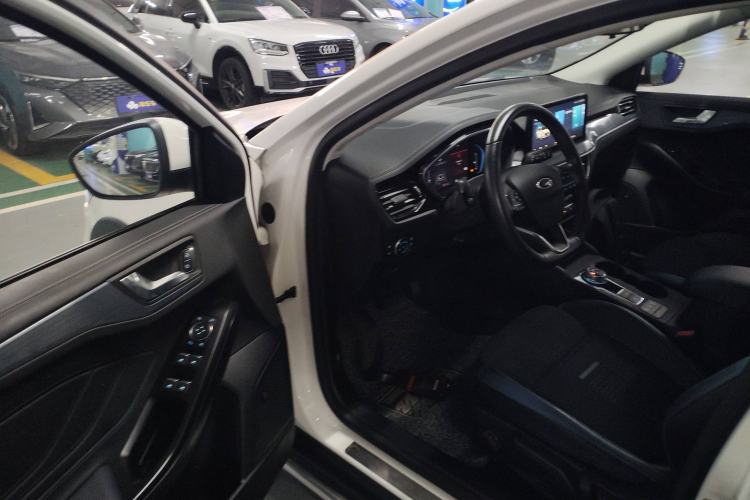 Used Ford Focus 2021 EcoBoost 180 Automatic Hunter Edition
