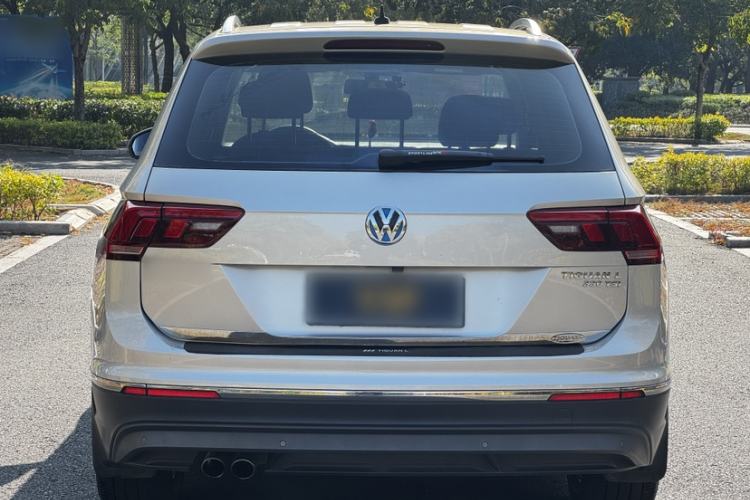 Used Volkswagen Tiguan L 2019 330TSI Automatic Two-Wheel Drive Panoramic Comfort Edition China VI Standard
