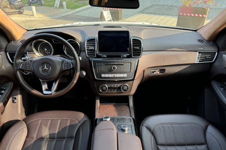 Used Mercedes-Benz GLE 2017 GLE 400 4MATIC
