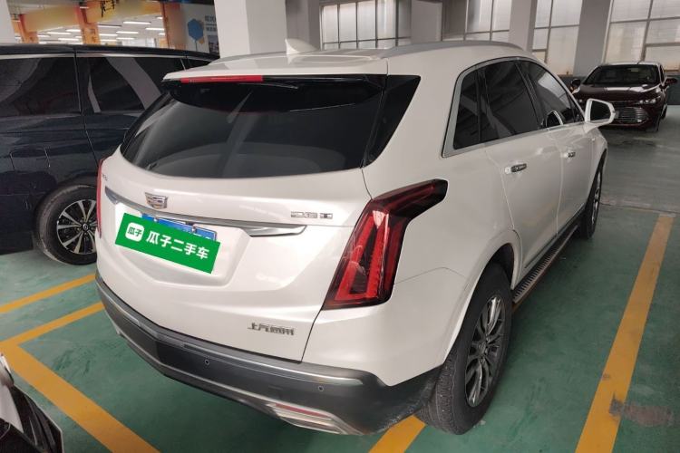 Used Cadillac XT5 2020 28T Luxury Version Rear Right 45 Deg