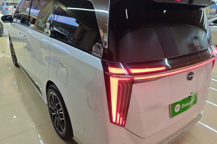 Used GAC Trumpchi E9 2023 E9 Master Model Rear Left 45 Deg