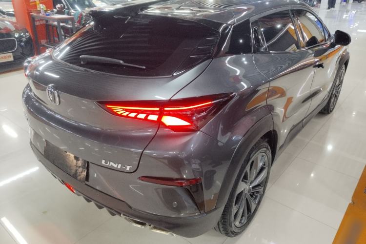 Used CHANGAN UNI-T 2020 1.5T Flagship Version
