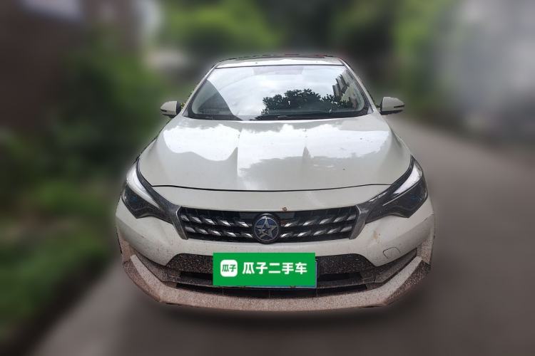 Used Venucia D60 2020 1.6L XL Manual Enjoyment Edition
