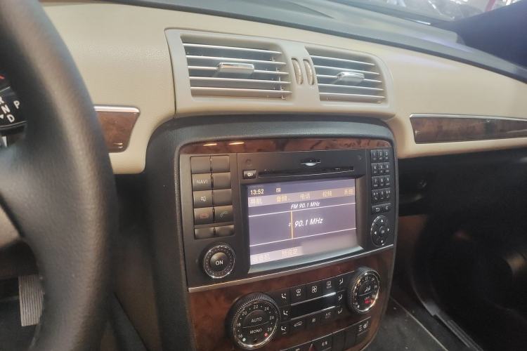 Used Mercedes-Benz R-Class 2011 R 350 L 4MATIC
