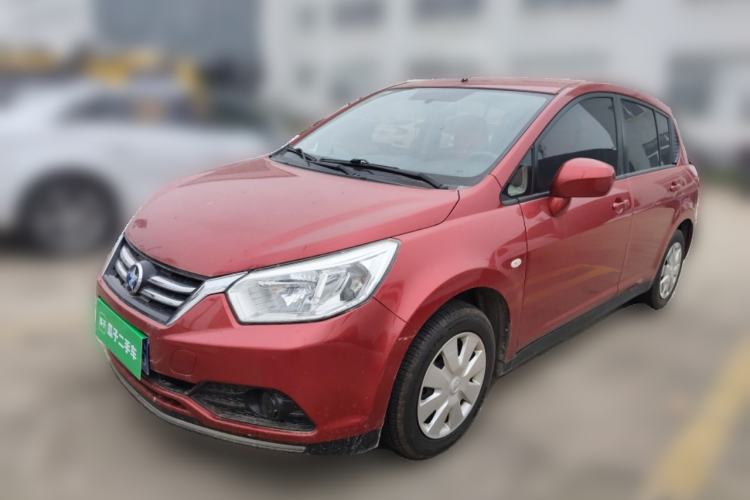 Used Venucia R50 2015 1.6L Manual Fashion Edition