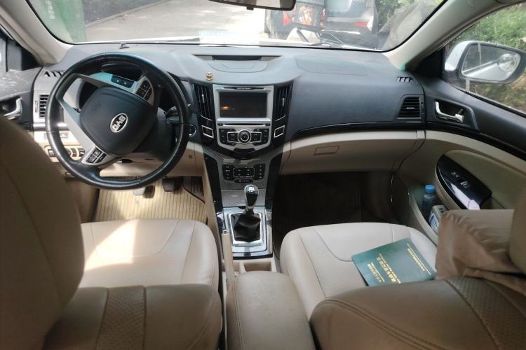 Used BYD Surui 2012 1.5L Manual Luxury Version

