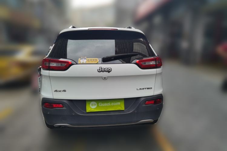 Used Jeep Cherokee 2014 2.4L Elite Edition Rear