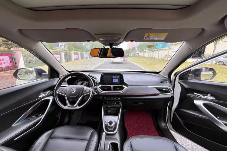 Used Baojun 510 2019 1.5L Automatic Prestige Edition China V Interior 2