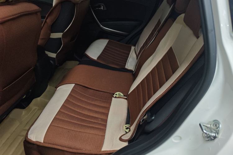 Used Bestune X80 2016 2.0L automatic Comfort trim level