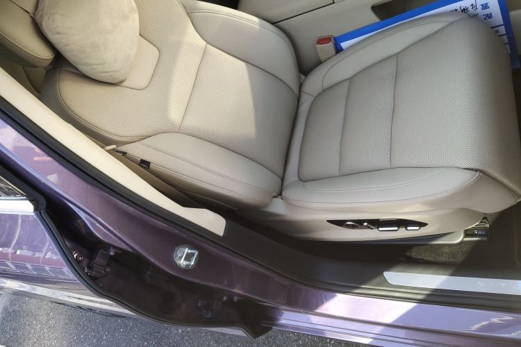 Used Hima AITO M5 2025 Extended-Range Ultra All-Wheel-Drive Version
