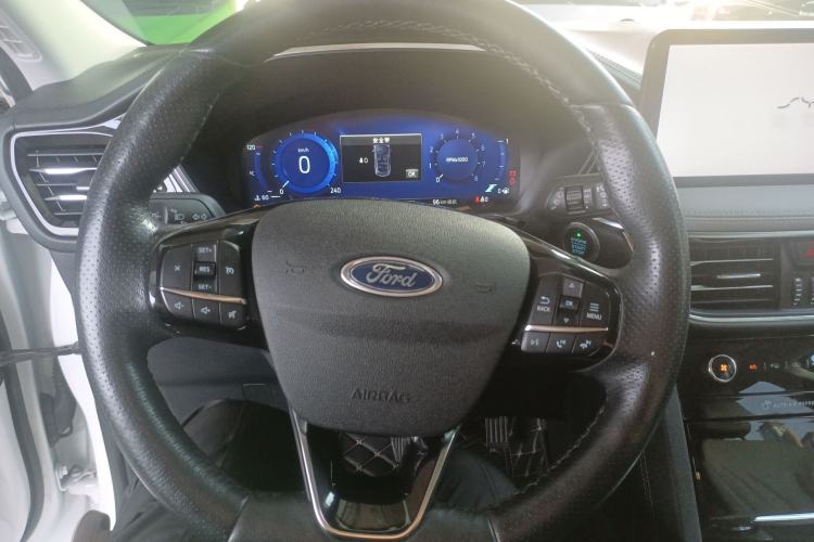 Used Ford Escape 2020 EcoBoost 245 Four-Wheel Drive Luxury Edition