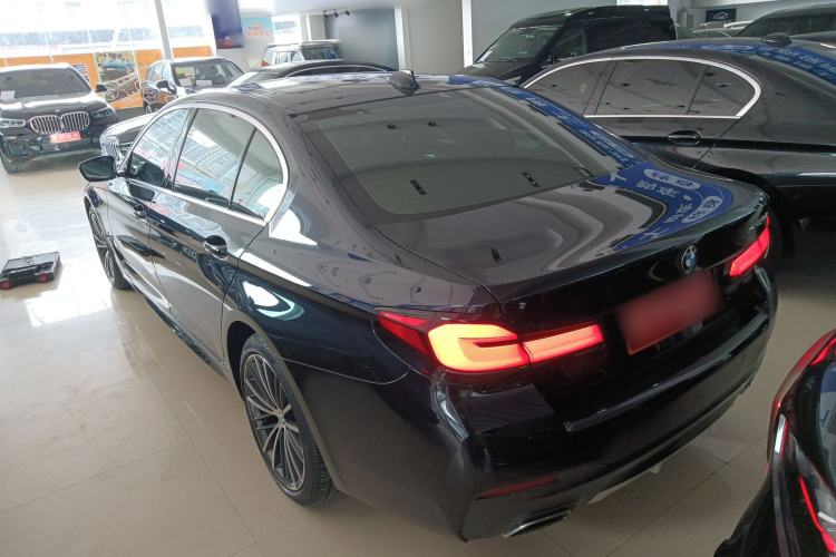 Used BMW 5 Series 2021 530Li Leading Model M Sport Package