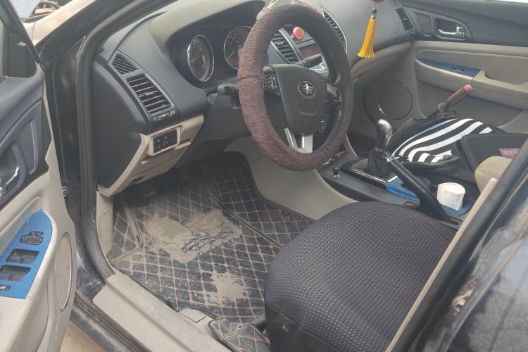 Used Bestune B50 2013 1.6L manual Comfort trim level Driver Seat