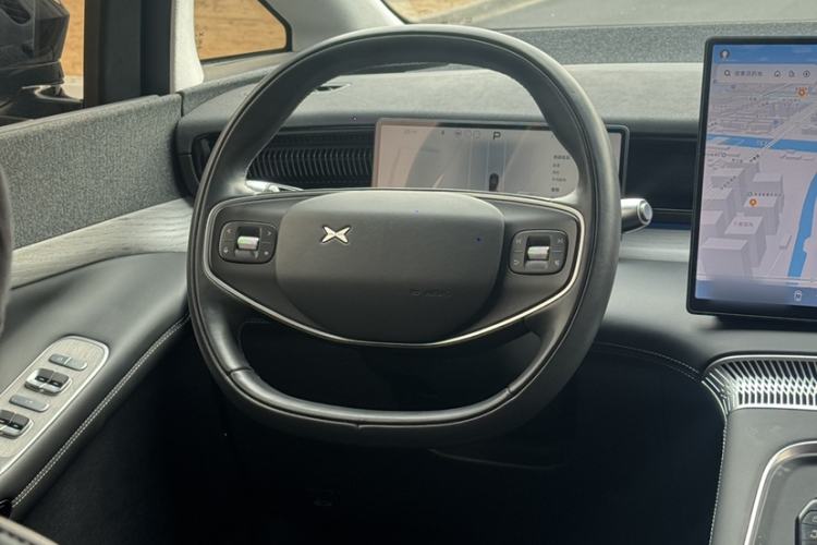 Used XPeng X9 2024 702 Ultra-Long Range Pro
